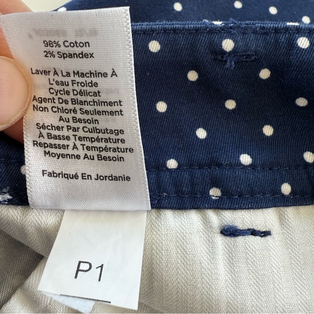 NWT~ Talbots~ Perfect Shorts ~Women’s 4~Navy Blue Polka Dot~7” Inseam - Picture 10 of 10